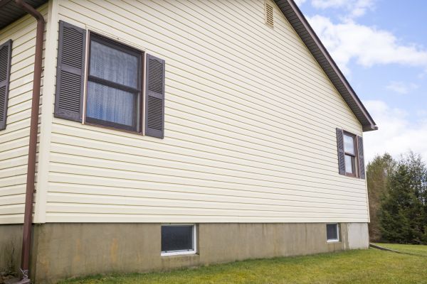 Dutch Lap Siding Repair in Windsor