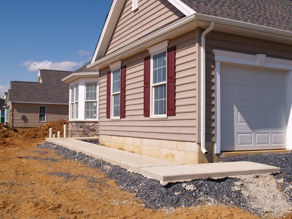 Cement Siding Repair in Windsor