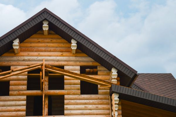 Log Siding Repair in Windsor